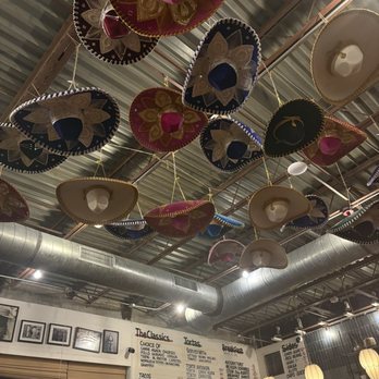 Tacos Vs Burritos - Restaurant Decor - Breakfast & Brunch Near Me - Miami, Florida Tacos Vs Burritos - Restaurant Decor - Breakfast & Brunch Near Me - Miami, Florida