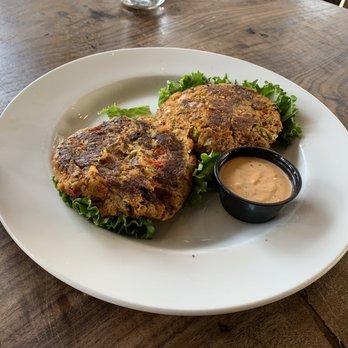 Broderick - Crab cakes - Burgers Near Me - Walnut Creek, California
