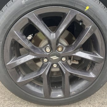 Tire Discounters - Wrong lug nut, didn't bother to try and find something that would match. - Auto Repair Near Me - Knoxville, Tennessee Tire Discounters - Wrong lug nut, didn't bother to try and find something that would match. - Auto Repair Near Me - Knoxville, Tennessee