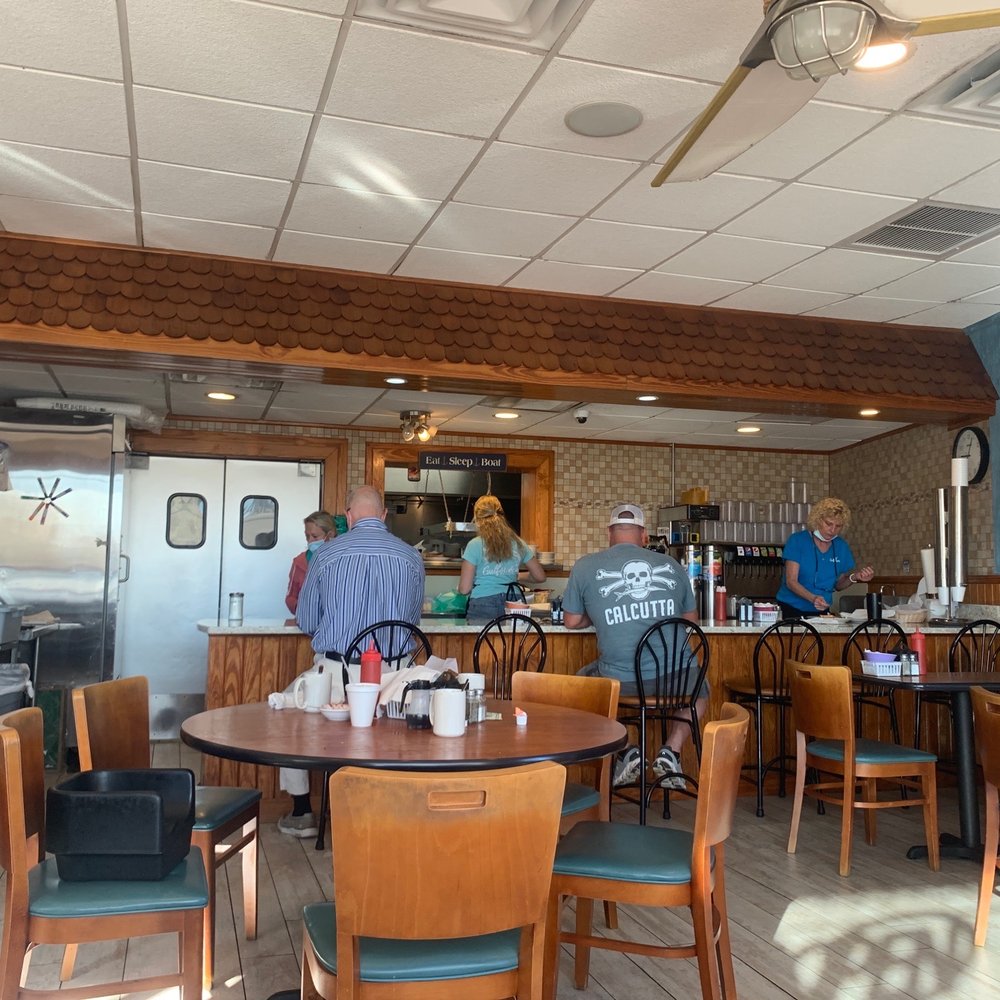 Gulf Stream Restaurant - Nice bar counter seating up to 6 - Breakfast & Brunch Near Me - Carolina Beach, North Carolina Gulf Stream Restaurant - Nice bar counter seating up to 6 - Breakfast & Brunch Near Me - Carolina Beach, North Carolina