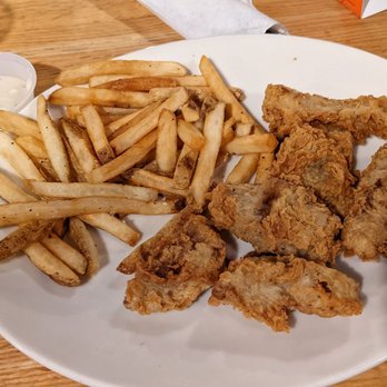 Cotton Patch Cafe - Scraps on the plate - American Near Me - Lufkin, Texas