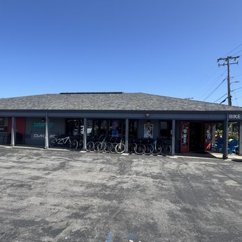 Straight Wheel Cycling - Bikes Near Me - Half Moon Bay, California Straight Wheel Cycling - Bikes Near Me - Half Moon Bay, California