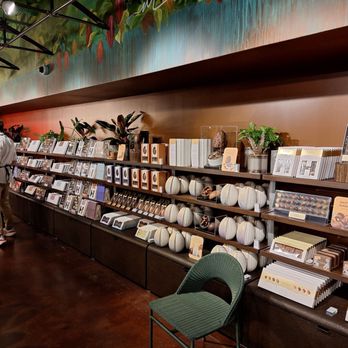 Hotel Chocolat - Chocolatiers & Shops Near Me - Chicago, Illinois