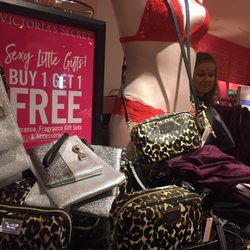 Victoria's Secret & PINK