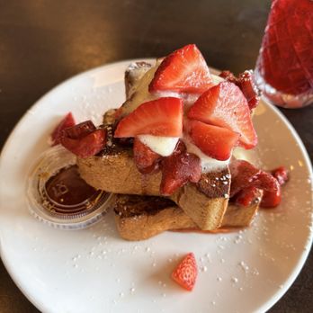 Mediterra Cafe - Milk Bread French Toast - Cafes Near Me - Pittsburgh, Pennsylvania Mediterra Cafe - Milk Bread French Toast - Cafes Near Me - Pittsburgh, Pennsylvania