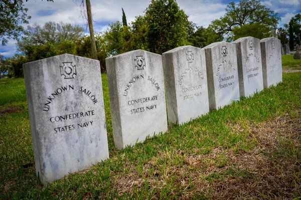 Magnolia Cemetery Trust by null