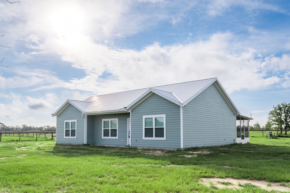 HARRIETT DOWNS REAL ESTATE Updated September 2024 147 N Main St