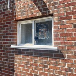 Soulfood Sistas - Order food from the side window ring the doorbell