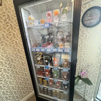 Bougie Boozy Bears - Selection - Beer, Wine & Spirits Near Me - Carrollton, Texas Bougie Boozy Bears - Selection - Beer, Wine & Spirits Near Me - Carrollton, Texas