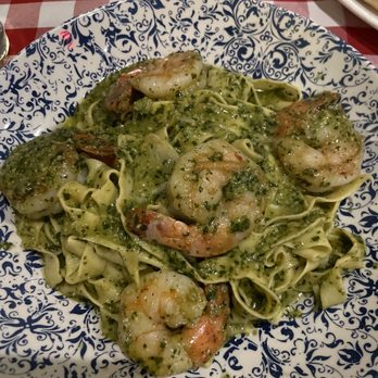 Pazzo Pomodoro - Basil pasta and pizza - Pizza Near Me - Vienna, Virginia
