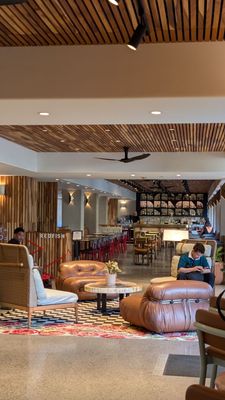 Wayfinder Waikiki by null