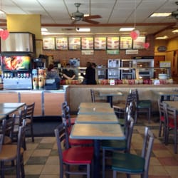 Subway - Clean and well kept. Nice atmosphere