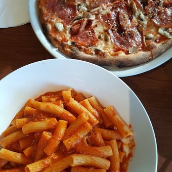 Desserts Plus - Rigatoni alla vodka and and the Laziale (hot sausage, soppressata, mushroom and hot pepper), both were superb - Desserts Near Me - Woodbridge, Ontario