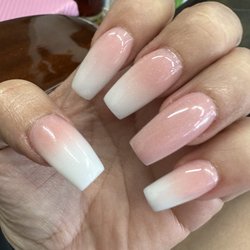 Lucky Nails & Spa