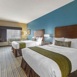 Best Western Plus Patterson Park Inn - Guest Room