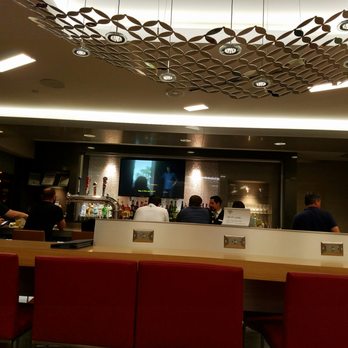 Admirals Club - Airport Lounges Near Me - Phoenix, Arizona