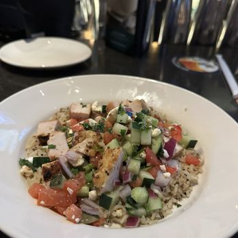 BJ's Restaurant & Brewhouse - Quinoa chicken bowl - New American Near Me - Concord, North Carolina BJ's Restaurant & Brewhouse - Quinoa chicken bowl - New American Near Me - Concord, North Carolina
