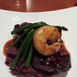 Trump National Golf Club Hudson Valley - Reef & Beef a delicious 14 oz New York strip steak, asparagus and jumbo shrimp. Yum!!!!!