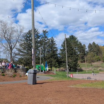 Talcott Mountain Collective - Food Trucks Near Me - Simsbury, Connecticut