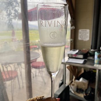 Rivino Winery - Blanc de Blanc Sparkling - Tasty! - Wine Tasting Room Near Me - Ukiah, California Rivino Winery - Blanc de Blanc Sparkling - Tasty! - Wine Tasting Room Near Me - Ukiah, California