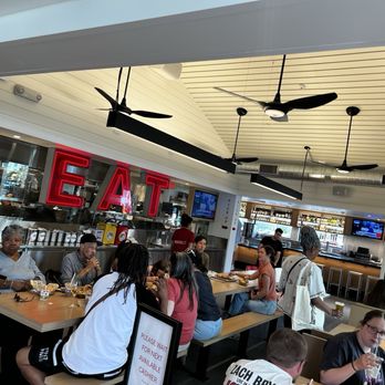 Gott's - Indoor seating! - Burgers Near Me - Los Angeles, California