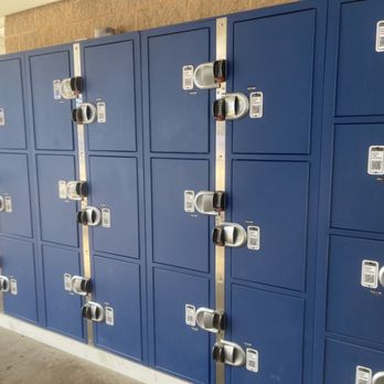 Splish Splash - Jumbo size locker - Water Parks Near Me - Calverton, New York