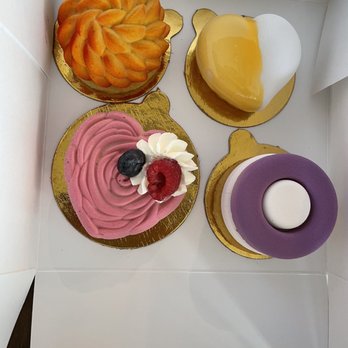 Nutriente Pastry Studio - Top L-R: passion fruit, jasmine, guava, lavender/lychee - Patisserie/Cake Shop Near Me - Las Vegas, Nevada Nutriente Pastry Studio - Top L-R: passion fruit, jasmine, guava, lavender/lychee - Patisserie/Cake Shop Near Me - Las Vegas, Nevada