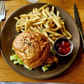 Limewood Bar & Restaurant - Rock fish sandwich - New American Near Me - Berkeley, California Limewood Bar & Restaurant - Rock fish sandwich - New American Near Me - Berkeley, California