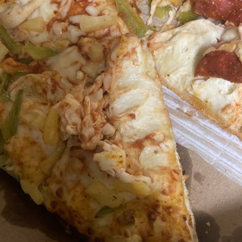 Domino's Pizza - a pizza with pepperoni, onions, and cheese - Pizza Near Me - Portland, Oregon Domino's Pizza - a pizza with pepperoni, onions, and cheese - Pizza Near Me - Portland, Oregon