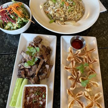 Thai Touch Asian Fusion - Chow Mein,B.B.Q. Pork,Cream cheese wontons - Thai Near Me - Glendale, California Thai Touch Asian Fusion - Chow Mein,B.B.Q. Pork,Cream cheese wontons - Thai Near Me - Glendale, California