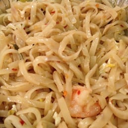 "Pad Thai" RED PEPPER GALORE!!! "Pad Thai" RED PEPPER GALORE!!!