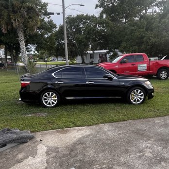 Custom Tintz - 5% Tint sides - Home Window Tinting Near Me - Melbourne, Florida