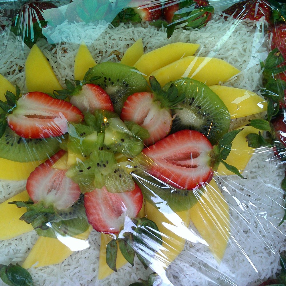 Bionicos Plus - Bionico! - Desserts Near Me - Downey, California Bionicos Plus - Bionico! - Desserts Near Me - Downey, California