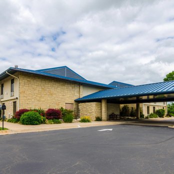 Quality Inn & Suites - Hotels Near Me - Winfield, Kansas Quality Inn & Suites - Hotels Near Me - Winfield, Kansas