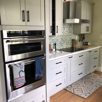 Kitchen And Decor Center - Cooktop and oven - Kitchen & Bath Near Me - Miami, Florida