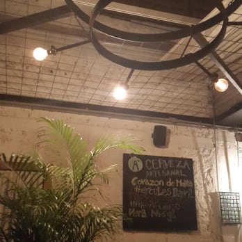 Á de Acento - Menú de cerveza artesanal en la terraza. - Delicatessen Near Me - México, D.F., DIF Á de Acento - Menú de cerveza artesanal en la terraza. - Delicatessen Near Me - México, D.F., DIF