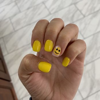 Top Nails and Spa - Lena is a pro! - Nail Salons Near Me - Solana Beach, California Top Nails and Spa - Lena is a pro! - Nail Salons Near Me - Solana Beach, California