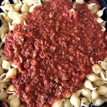 Chi Chi's Pizza - Chi - Chi 's Original Full Bodied Meat Sauce - Pizza Near Me - Northridge, California Chi Chi's Pizza - Chi - Chi 's Original Full Bodied Meat Sauce - Pizza Near Me - Northridge, California