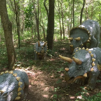 Dinosaur World - Museums Near Me - Cave City, Kentucky Dinosaur World - Museums Near Me - Cave City, Kentucky