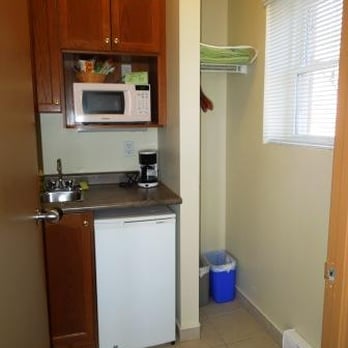 Harbour View Inn - Hotels Near Me - Barrie, Ontario