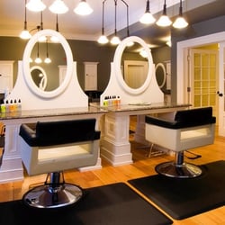 The SPA Day Retreat - 11 Hair styling stations