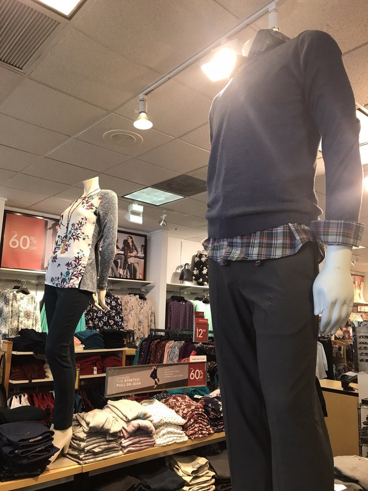 VAN HEUSEN PHILLIP FACTORY OUTLET Updated June 2024 2700 State Road