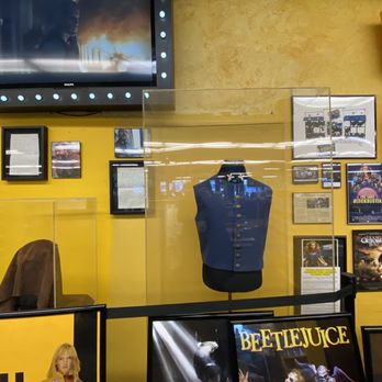 Blockbuster - Videos & Video Game Rental Near Me - Bend, Oregon
