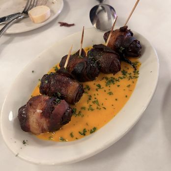 Emilio's Tapas - Dátiles Con Tocino - Spanish Near Me - Hillside, Illinois Emilio's Tapas - Dátiles Con Tocino - Spanish Near Me - Hillside, Illinois