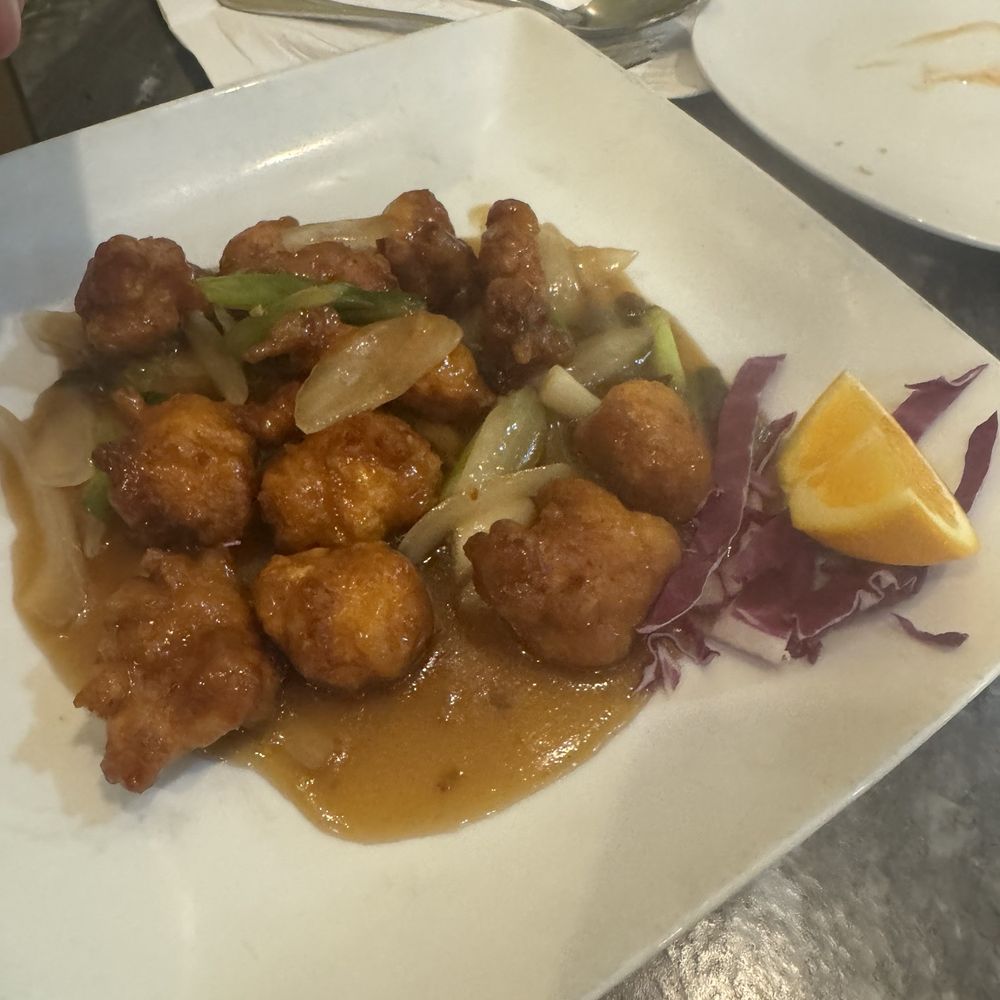 Amazing Thailand - Crispy Scallion Chicken! Great sauce & juicy chicken! - Thai Near Me - King, North Carolina Amazing Thailand - Crispy Scallion Chicken! Great sauce & juicy chicken! - Thai Near Me - King, North Carolina