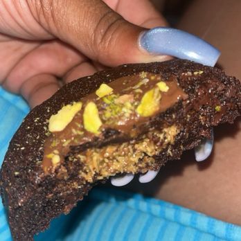 Late Nite - Dubai Chocolate - Desserts Near Me Late Nite - Dubai Chocolate - Desserts Near Me
