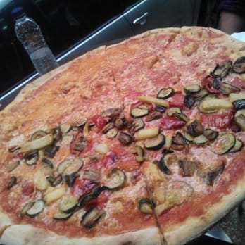 Pizzeria Due Torri - Pizza Near Me - Bologna, BO Pizzeria Due Torri - Pizza Near Me - Bologna, BO