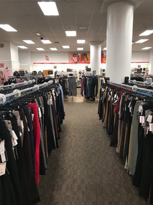 TJ MAXX - Updated September 2025 - 128 Photos & 86 Reviews - 11 N State