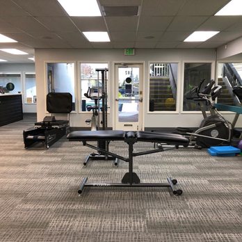 ES3 Physical Therapy - Clinic area - Physical Therapy Near Me - San Diego, California ES3 Physical Therapy - Clinic area - Physical Therapy Near Me - San Diego, California