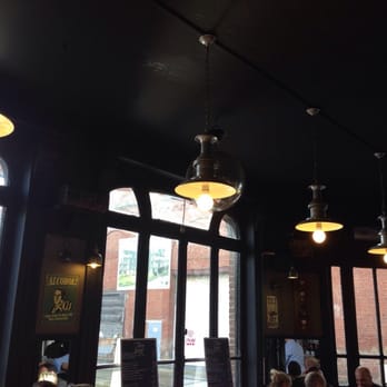 Le Switch - Pubs Near Me - Lille, 59